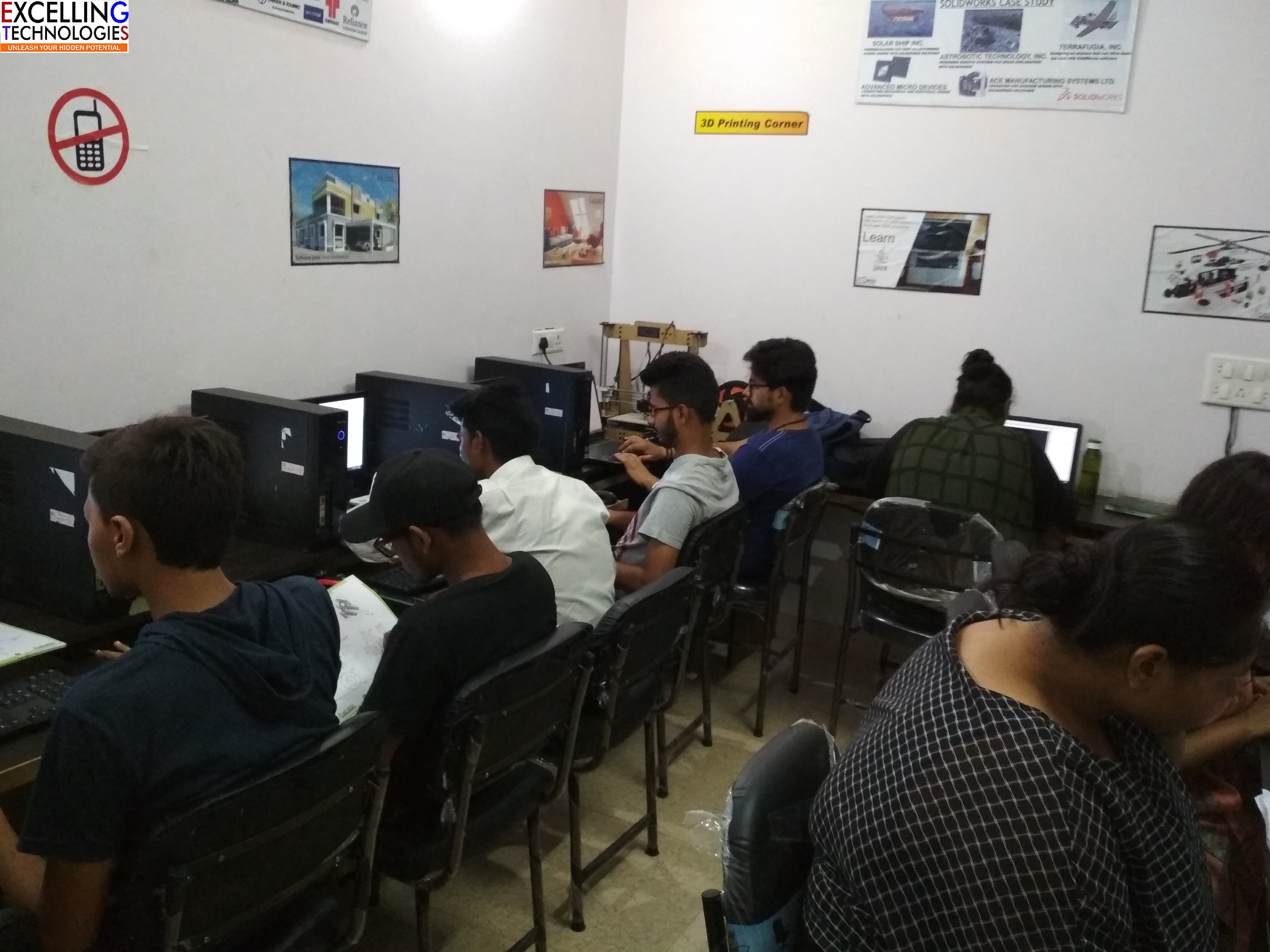 excelling technologies autocad training moradabad